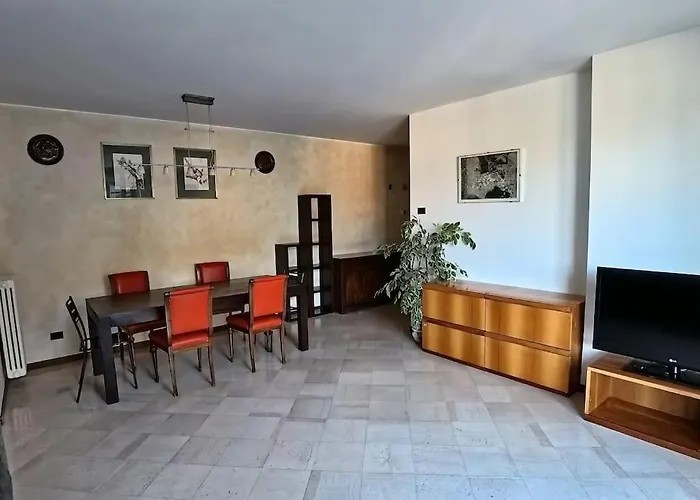 Con Free Parking E Wifi Apartmán *