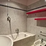 Apartament Con Free Parking E Wifi Como